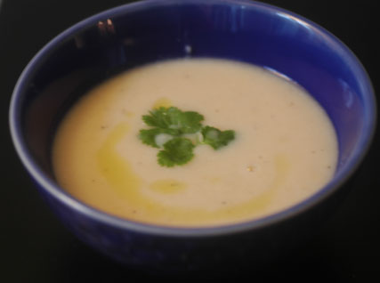 cauliflower and white bean soup