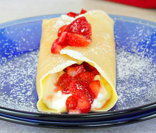 Recipe for Crespelle with Red Wine Strawberries and Ricotta