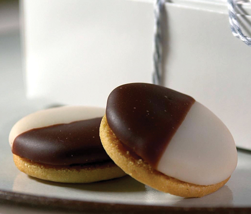 Savory black-and-white cookies at Eleven Madison Park (photo by Thomas Krakowiak)
